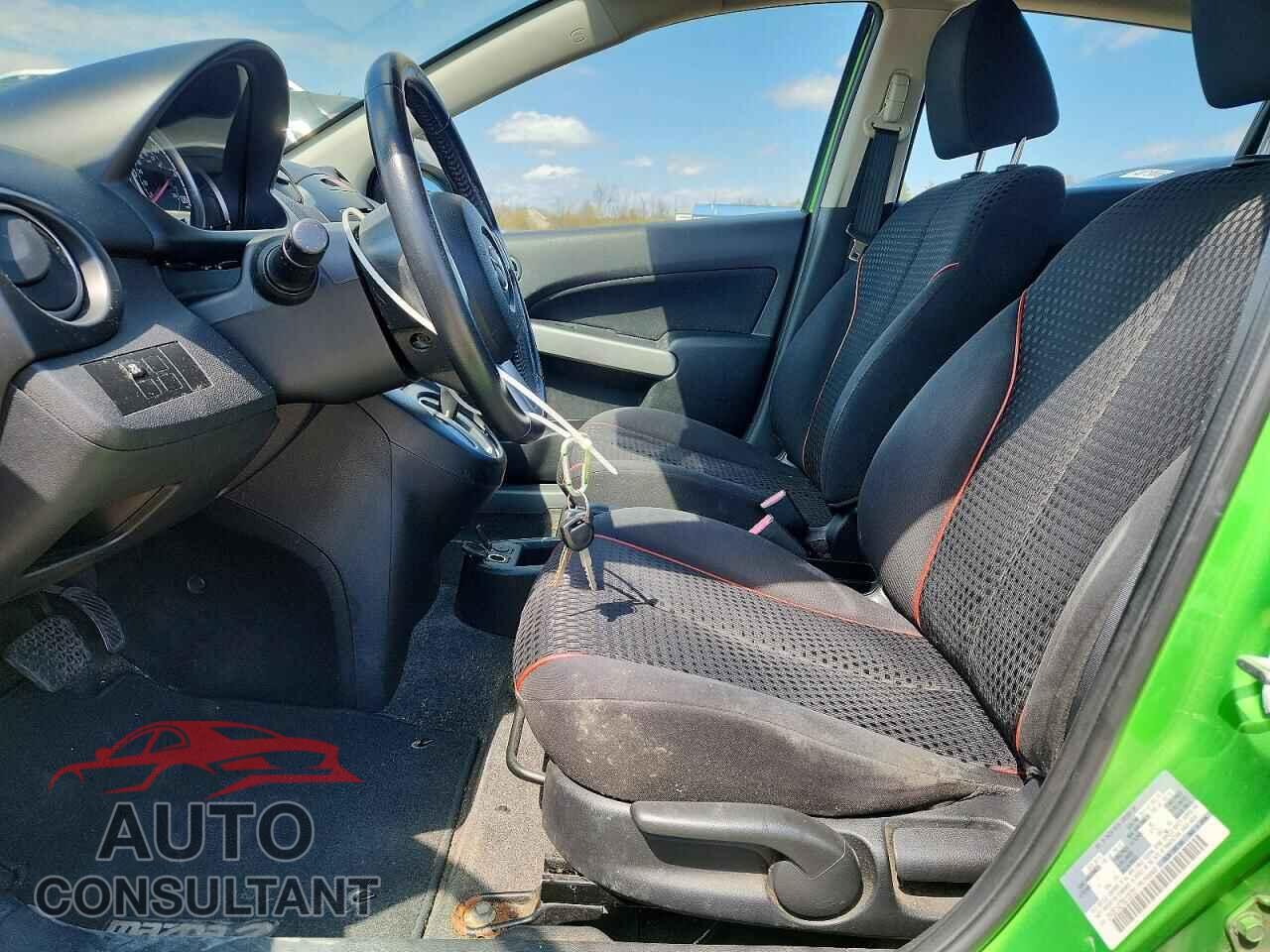 MAZDA 2 2011 - JM1DE1HZ7B0108761