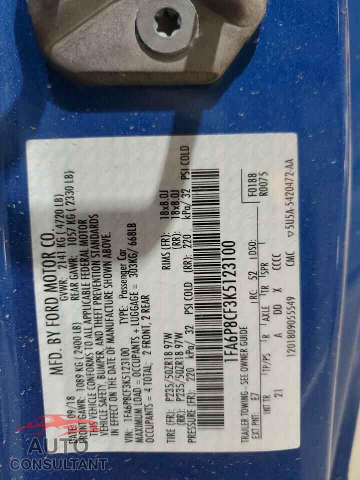 FORD MUSTANG 2019 - 1FA6P8CF3K5123100