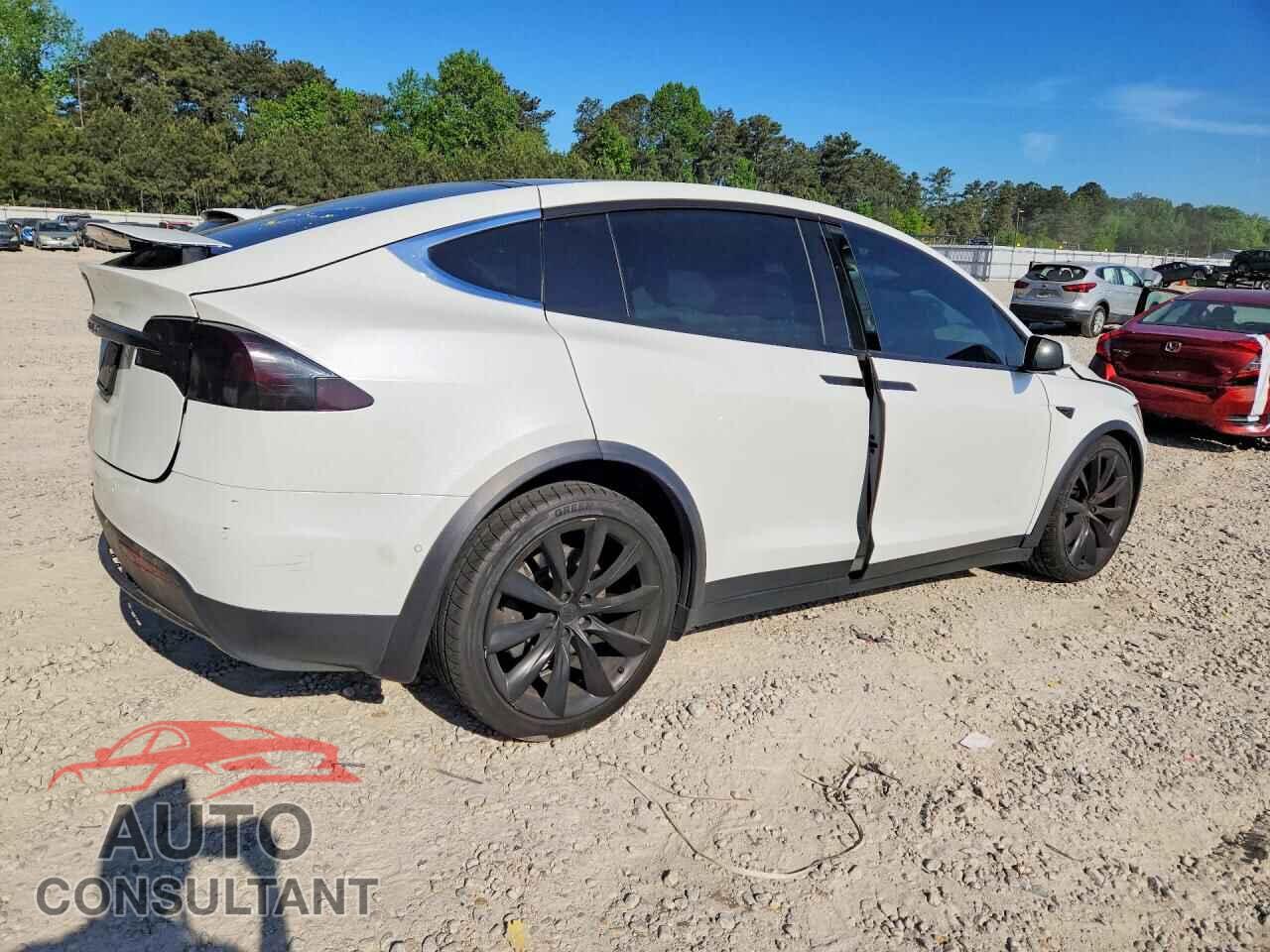 TESLA MODEL X 2017 - 5YJXCBE25HF070151
