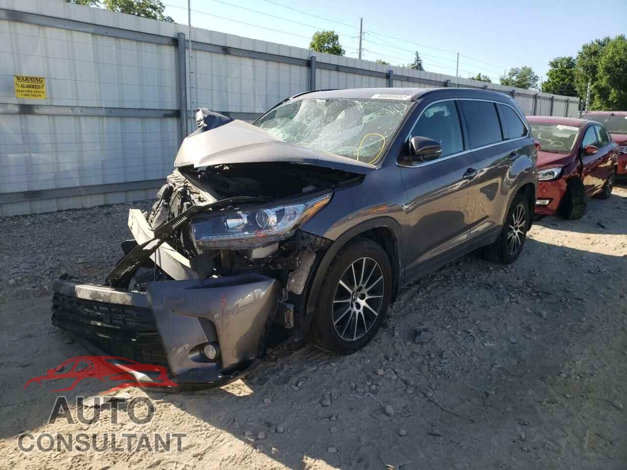 TOYOTA HIGHLANDER 2017 - 5TDJZRFH0HS438263