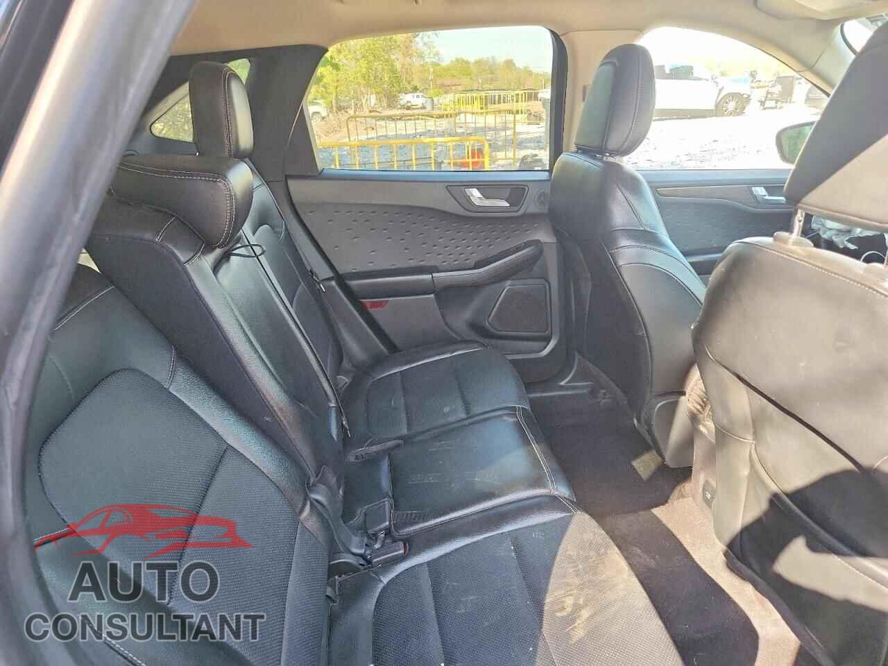 FORD ESCAPE 2020 - 1FMCU9J98LUA37468