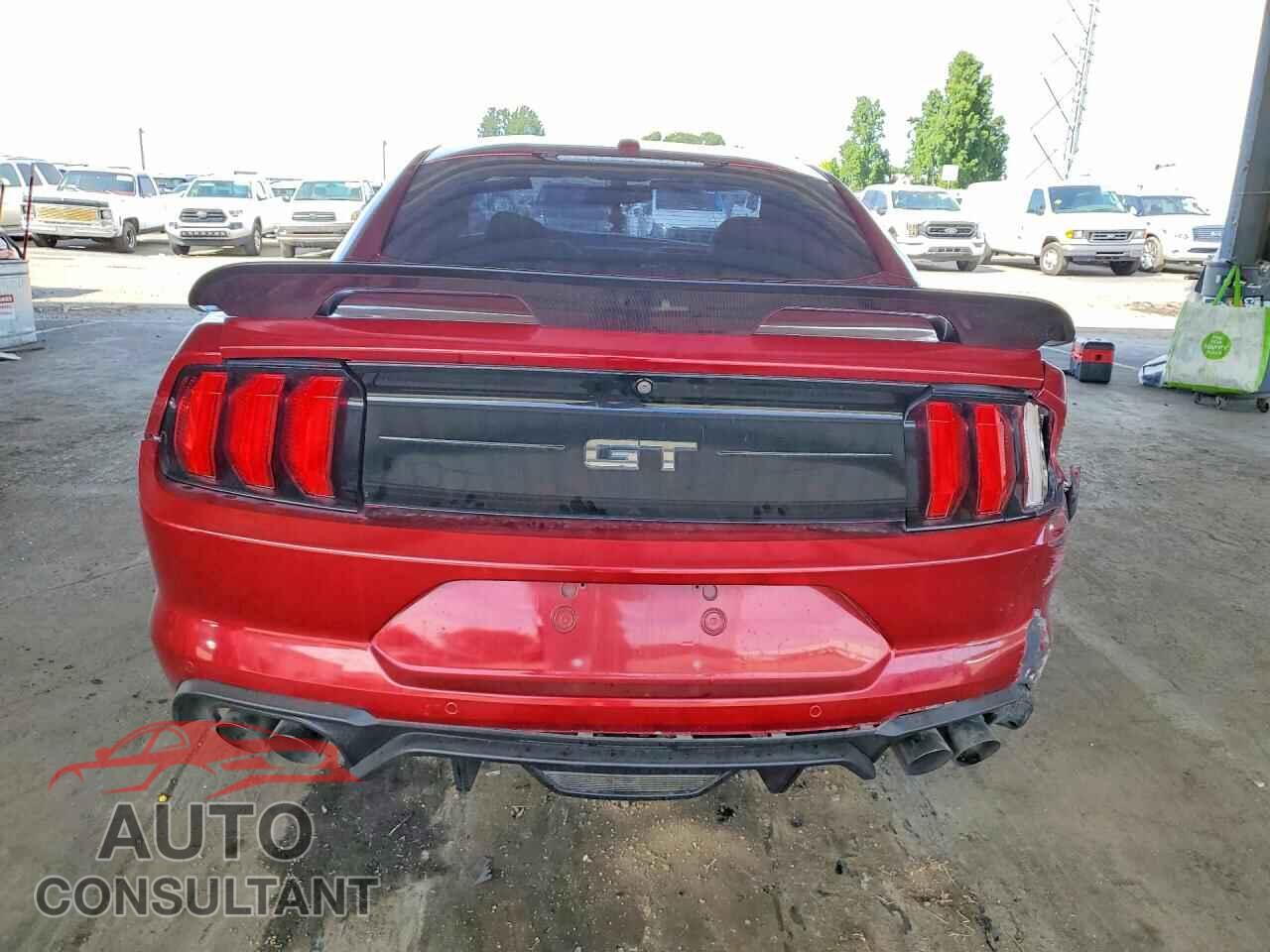FORD MUSTANG 2019 - 1FA6P8CF0K5194741