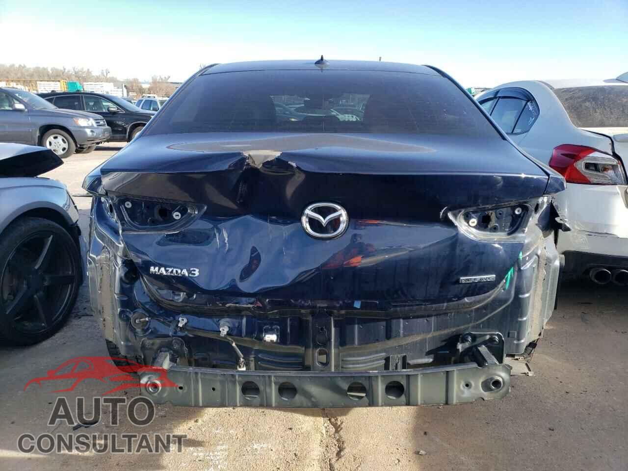 MAZDA 3 2019 - 3MZBPAEM2KM100104