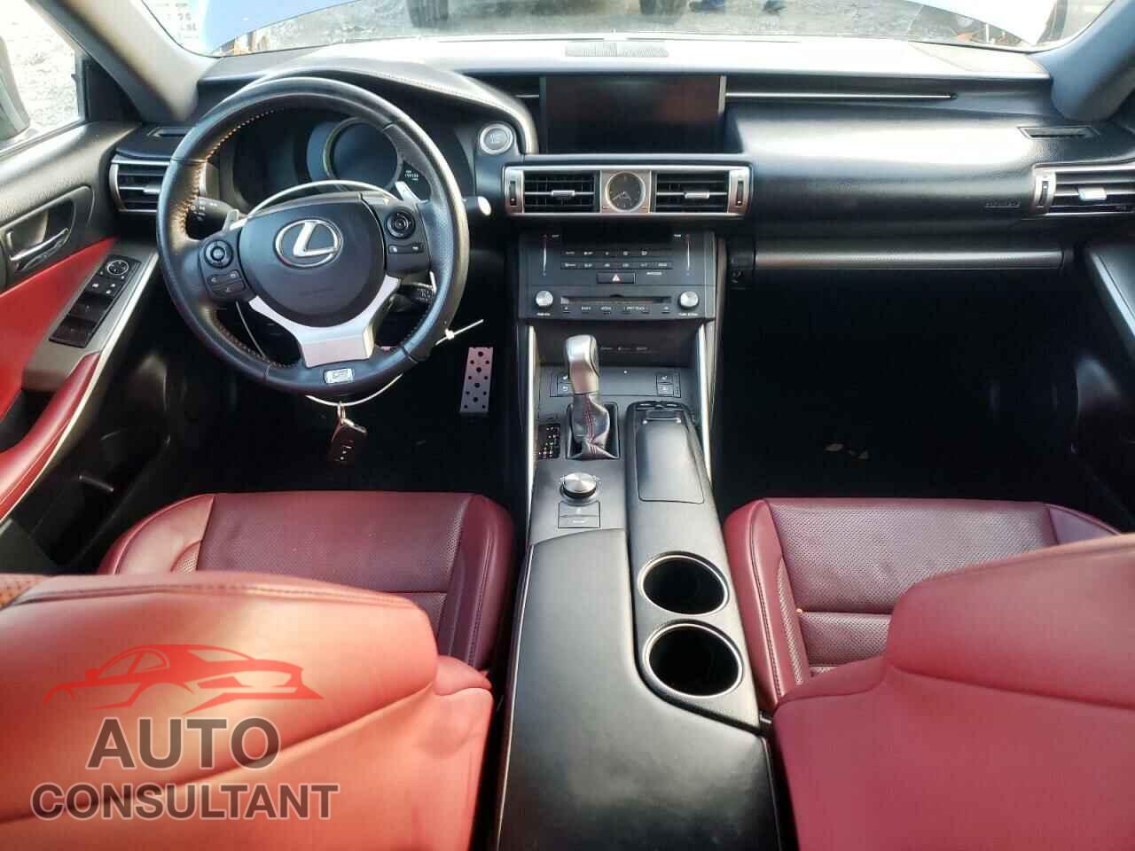 LEXUS IS 2015 - JTHBF1D28F5045125
