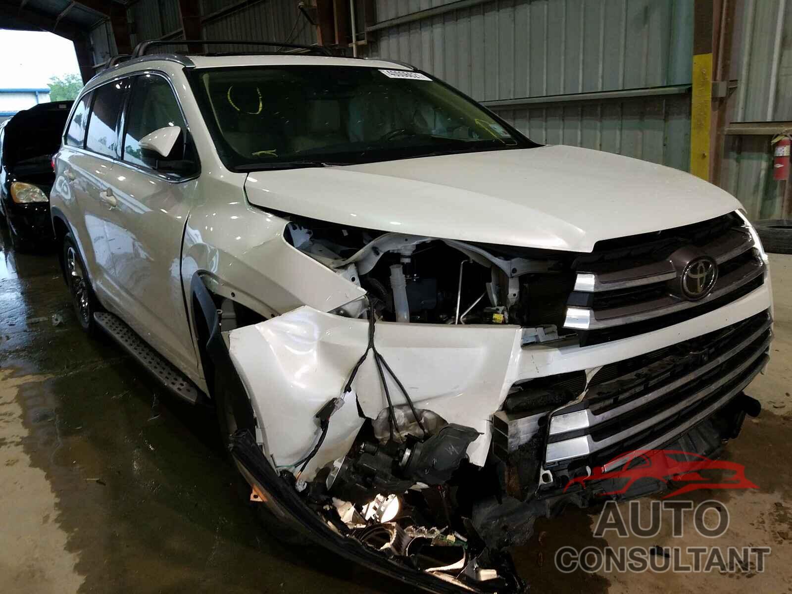 TOYOTA HIGHLANDER 2018 - 5TDYZRFH3JS267982