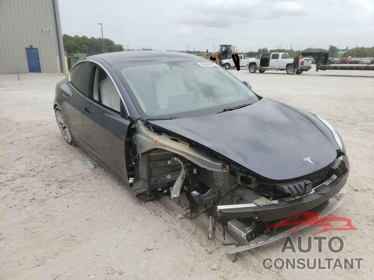 TESLA MODEL 3 2020 - 5YJ3E1EB8LF640087