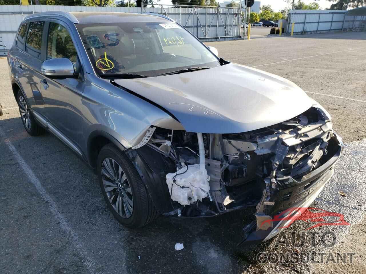 MITSUBISHI OUTLANDER 2020 - JA4AD3A35LJ001821