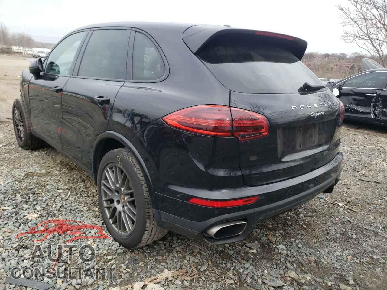 PORSCHE CAYENNE 2017 - WP1AA2A25HKA92105