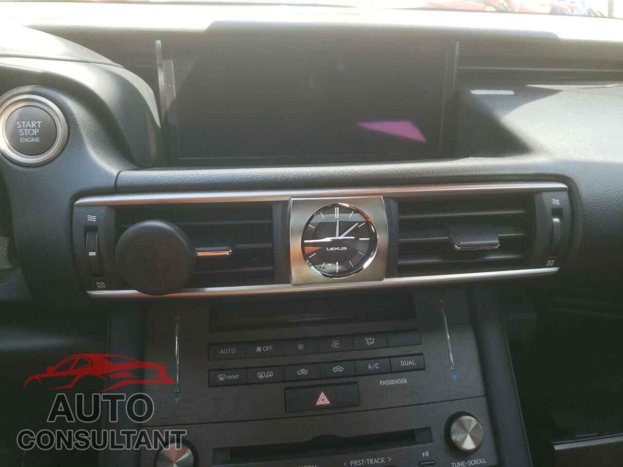 LEXUS IS 2019 - JTHBA1D24K5090183