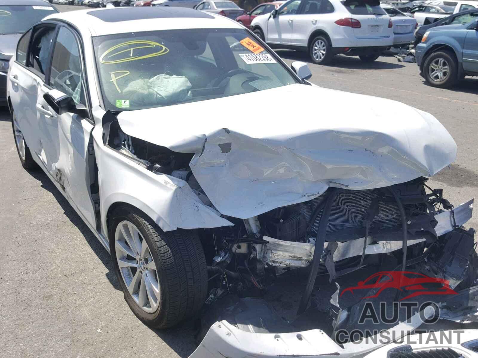 BMW 3 SERIES 2016 - WBA8E1G51GNT99572