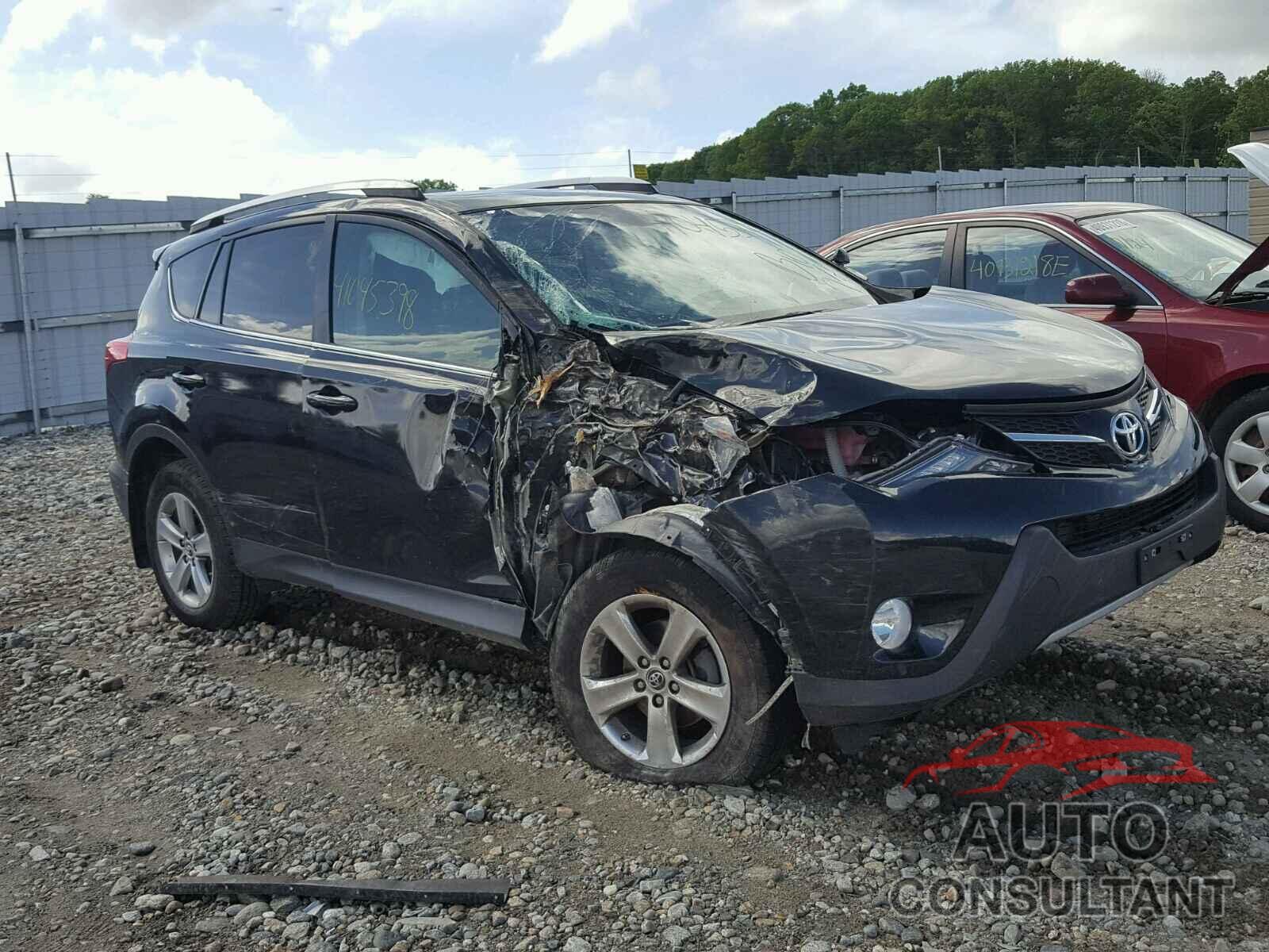 TOYOTA RAV4 XLE 2015 - 2T3RFREV7FW397855