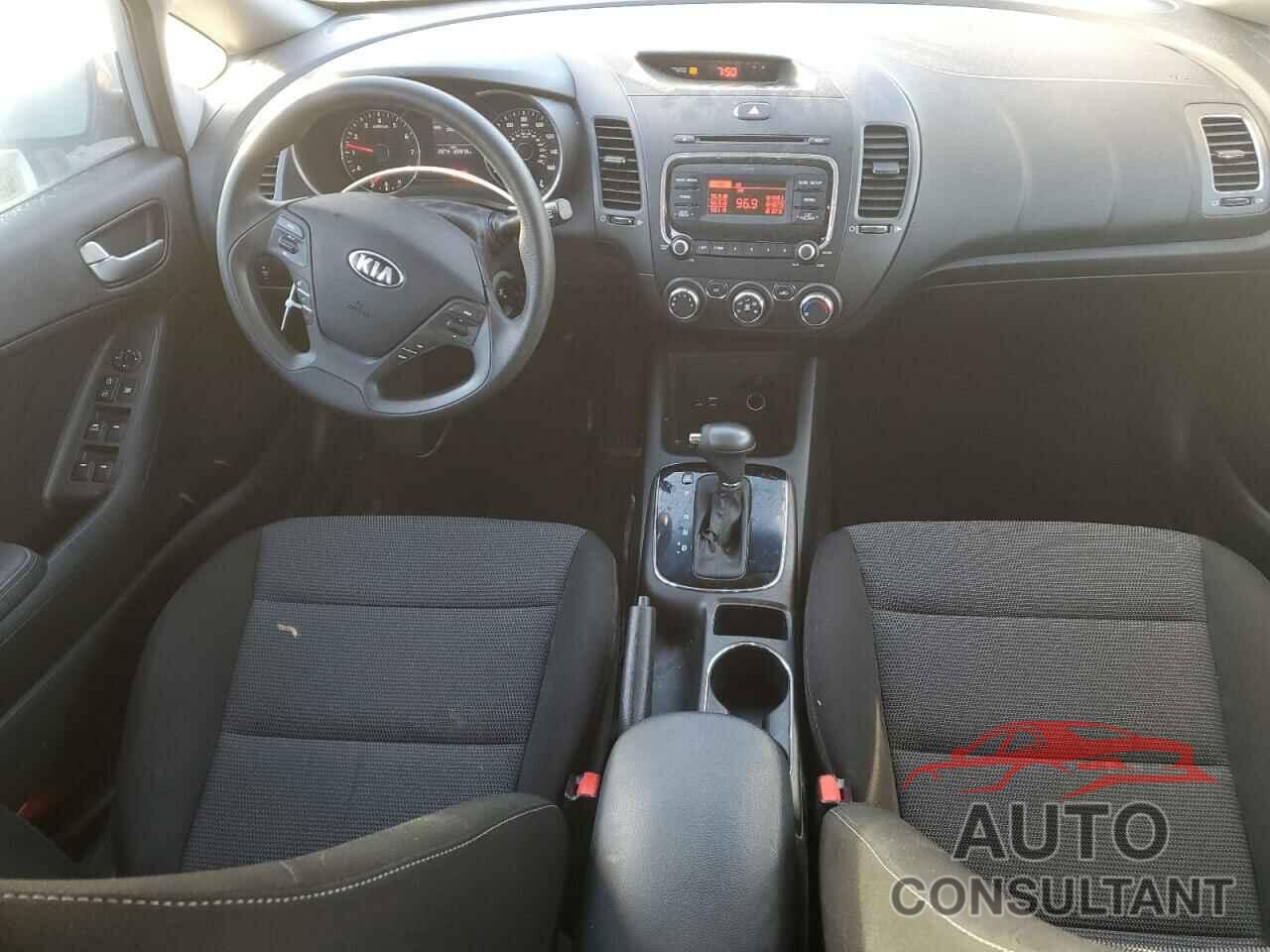 KIA FORTE 2017 - 3KPFK4A70HE042257