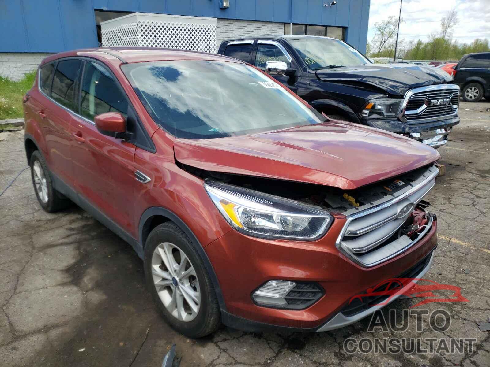FORD ESCAPE 2019 - 1FMCU9GD9KUA42849