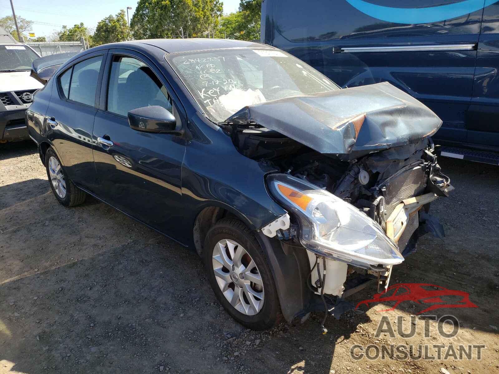 NISSAN VERSA 2017 - 3N1CN7AP8HL840046