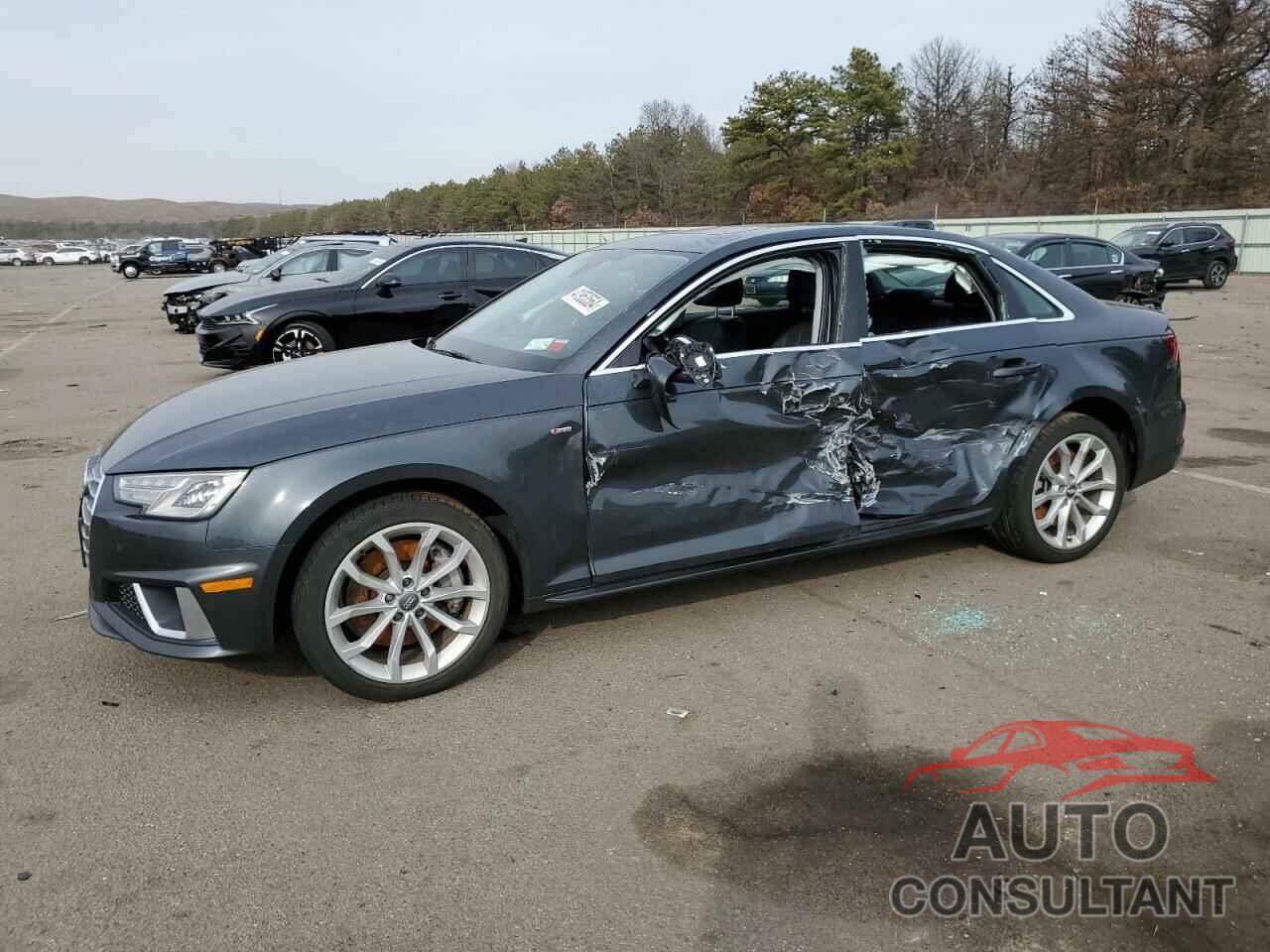 AUDI A4 2019 - WAUDNAF43KA105709