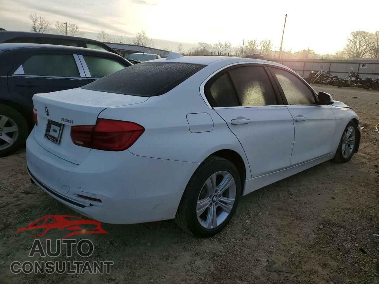 BMW 3 SERIES 2017 - WBA8D9G56HNU61308