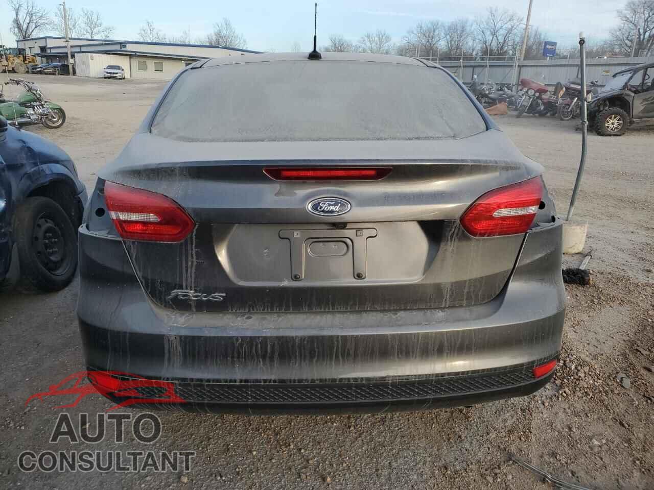 FORD FOCUS 2017 - 1FADP3E25HL301856