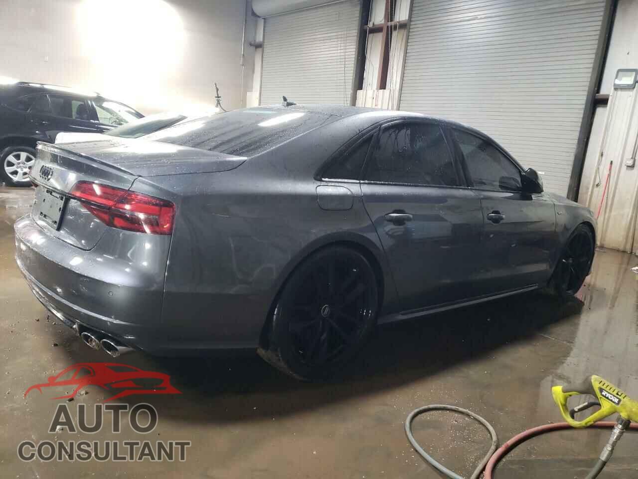AUDI S8 2017 - WUAJ5AFD3HN900060