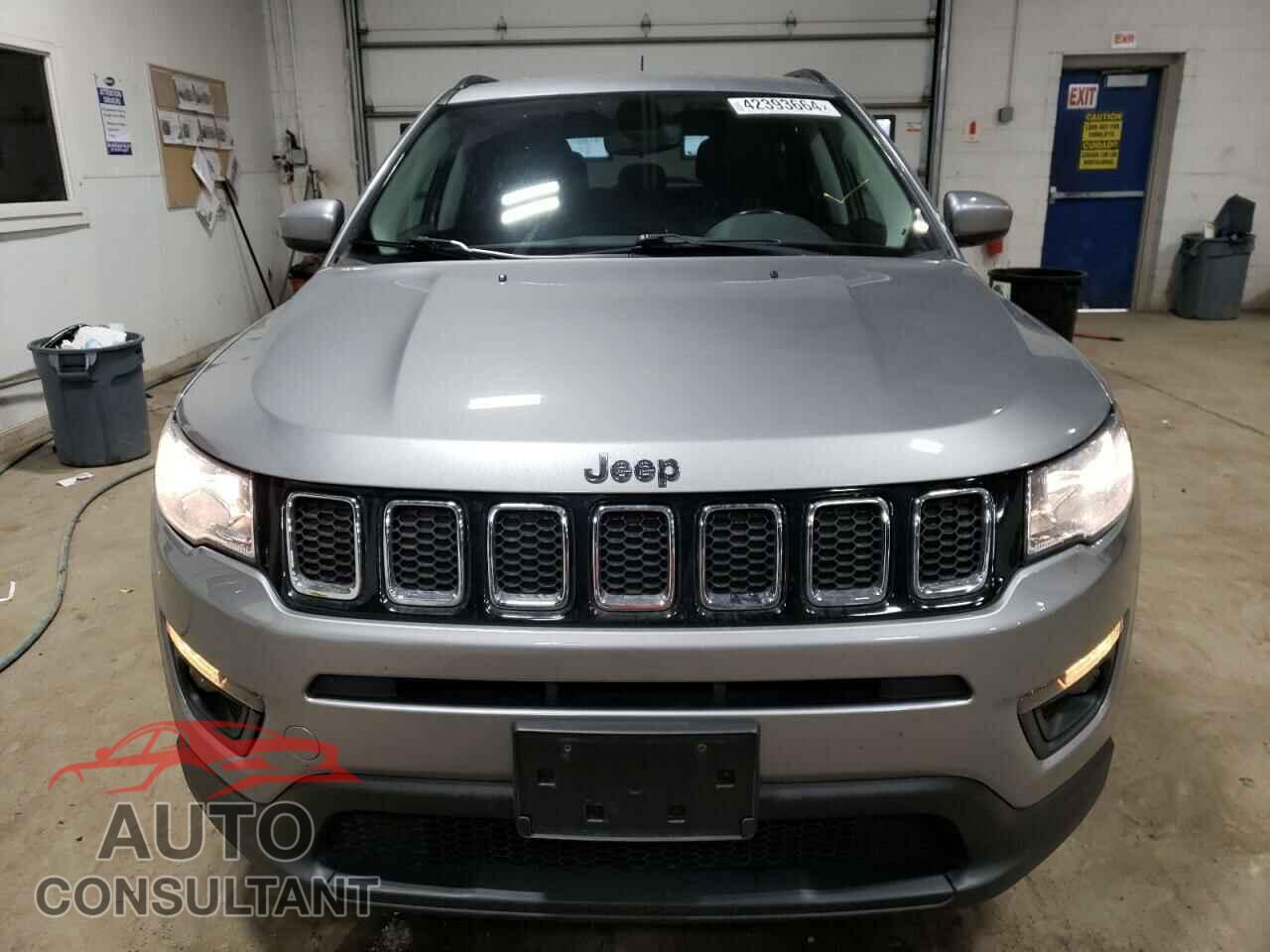 JEEP COMPASS 2020 - 3C4NJDBB9LT137647