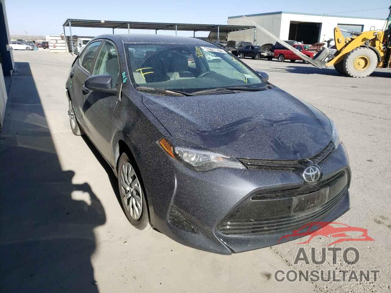 TOYOTA COROLLA 2018 - 5YFBURHE3JP825040