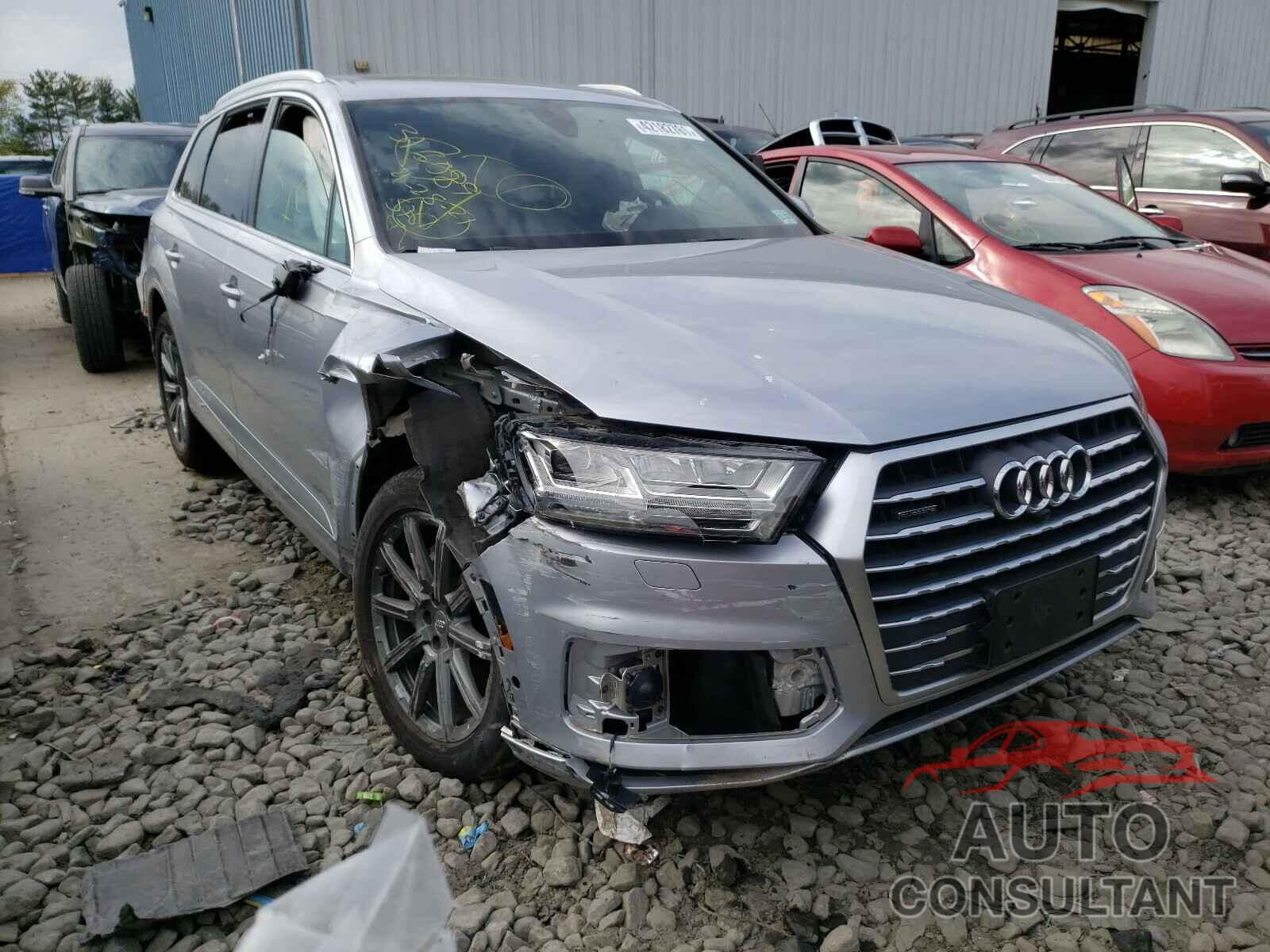 AUDI Q7 2019 - WA1LAAF77KD000636