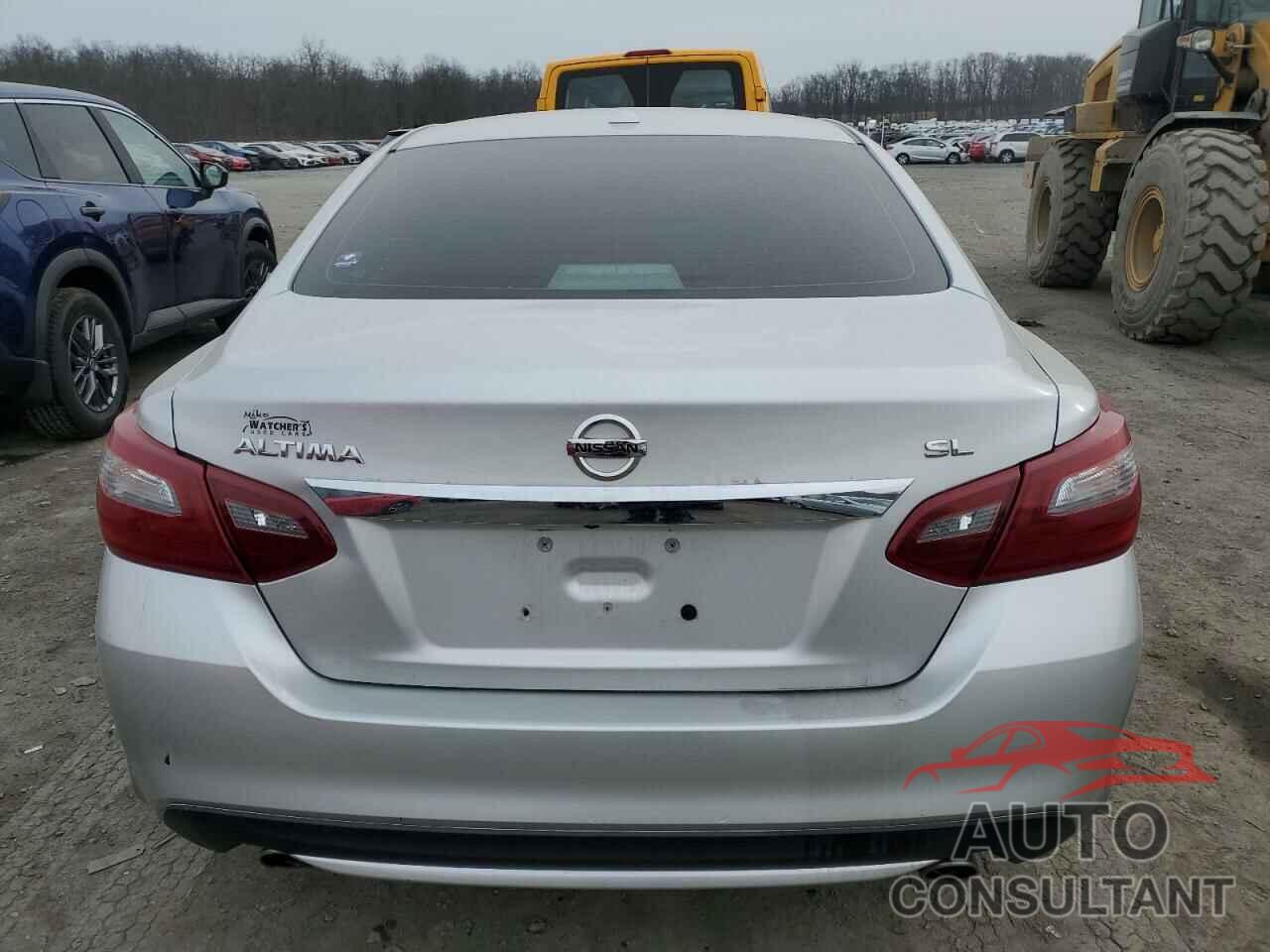 NISSAN ALTIMA 2018 - 1N4AL3AP3JC205696