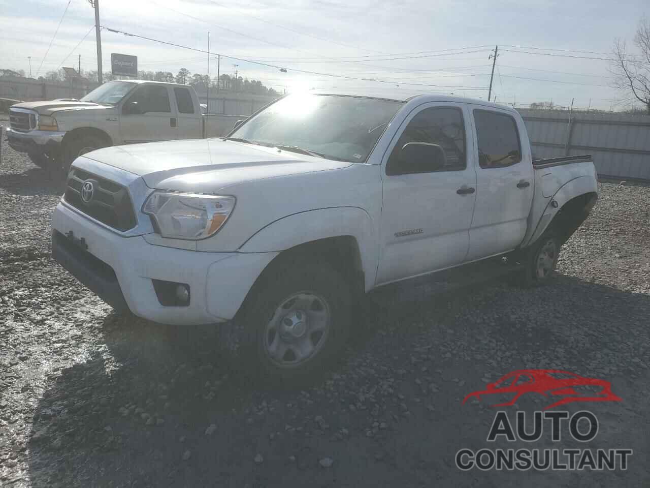 TOYOTA TACOMA 2015 - 5TFJU4GN0FX067506