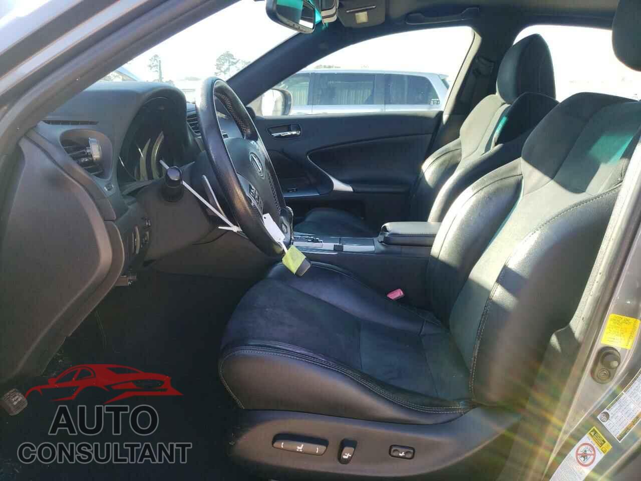 LEXUS IS 2012 - JTHBF5C29C5181980