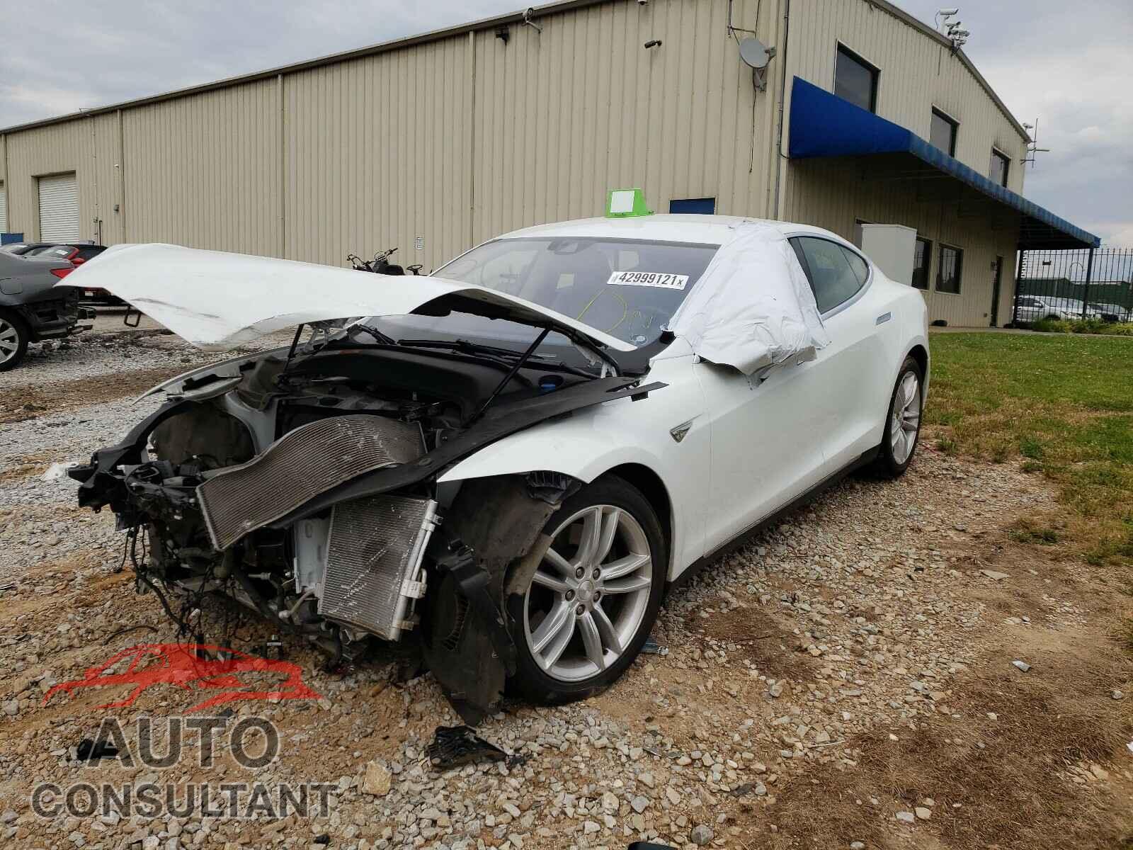 TESLA MODEL S 2016 - 5YJSA1E21GF132363