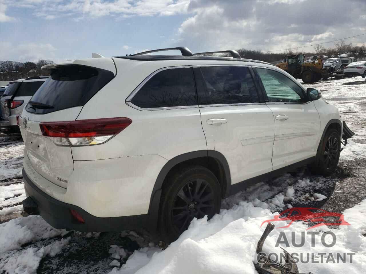 TOYOTA HIGHLANDER 2019 - 5TDJZRFH9KS606876