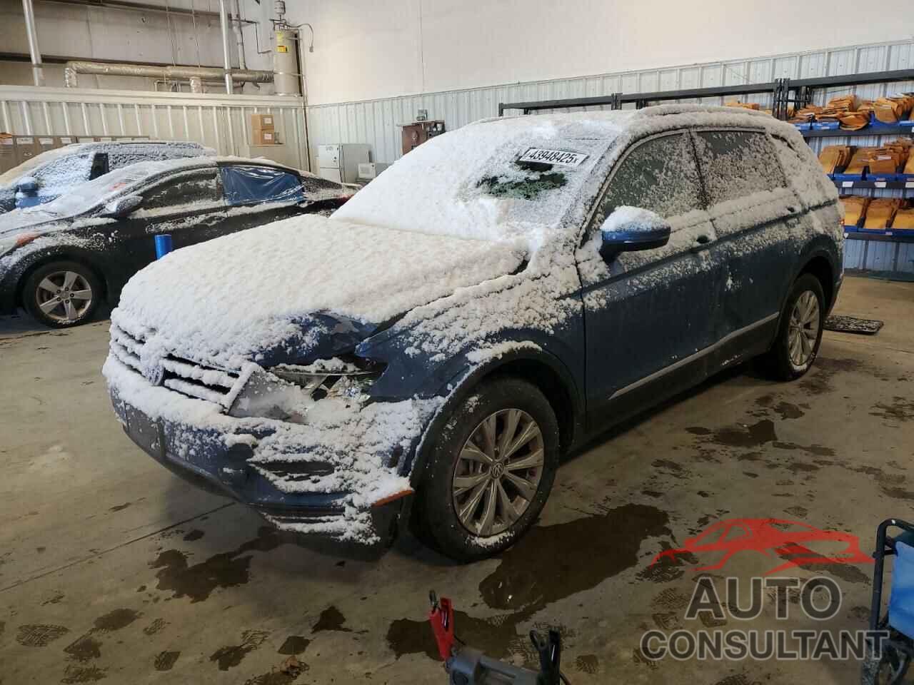 VOLKSWAGEN TIGUAN 2018 - 3VV2B7AX5JM072044