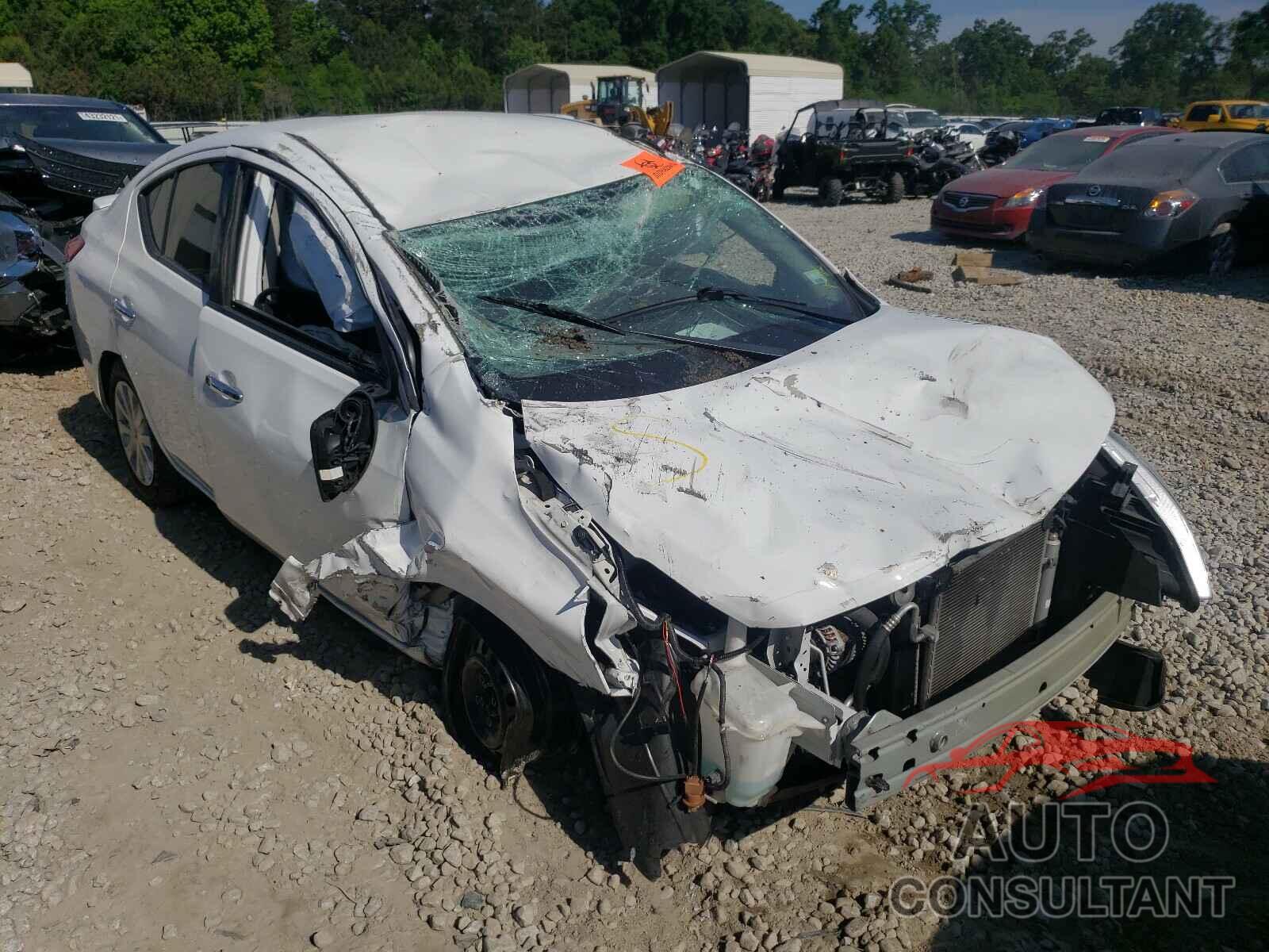 NISSAN VERSA 2016 - 3N1CN7AP6GL883427