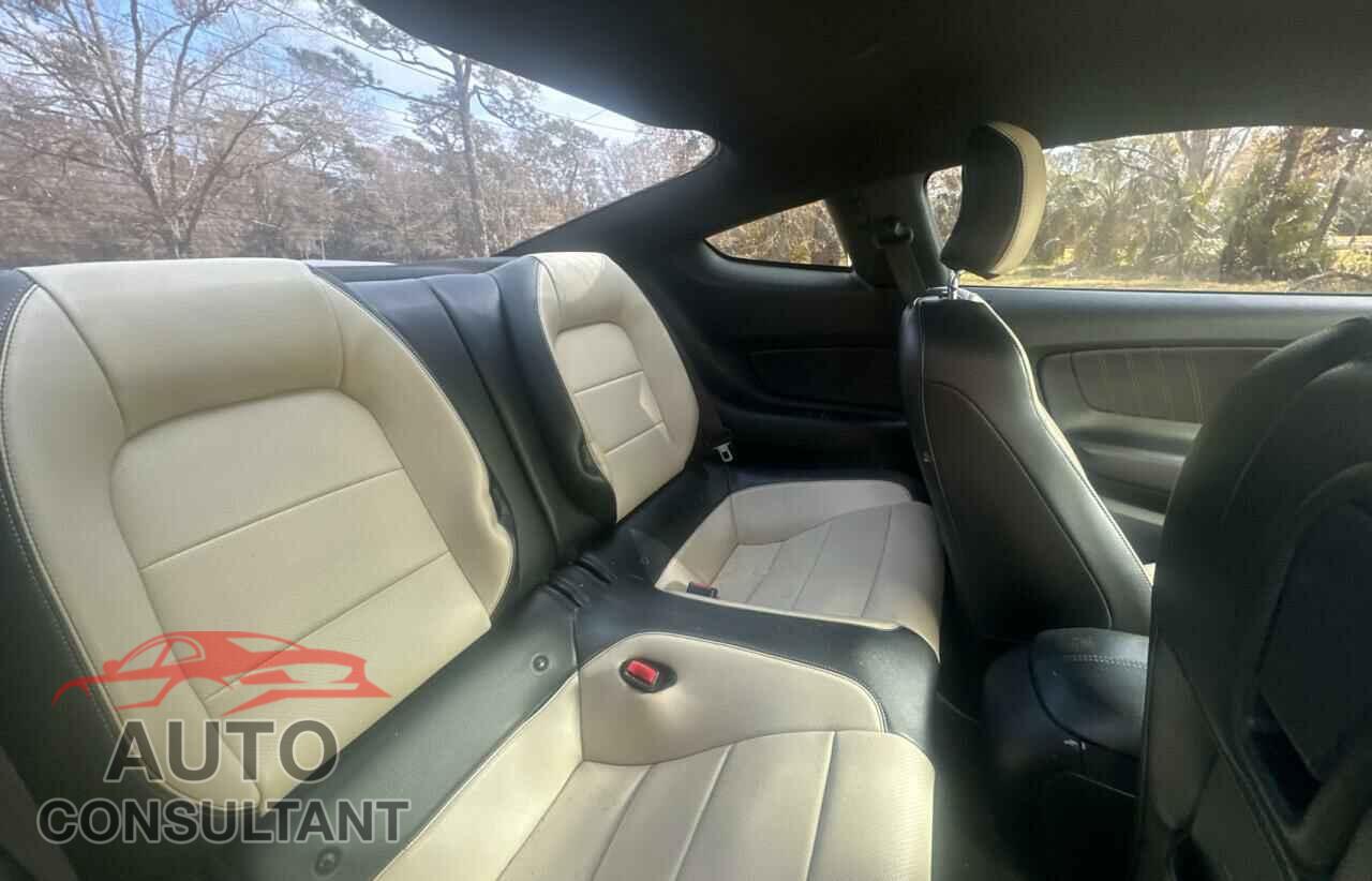 FORD MUSTANG 2015 - 1FA6P8CF0F5433338
