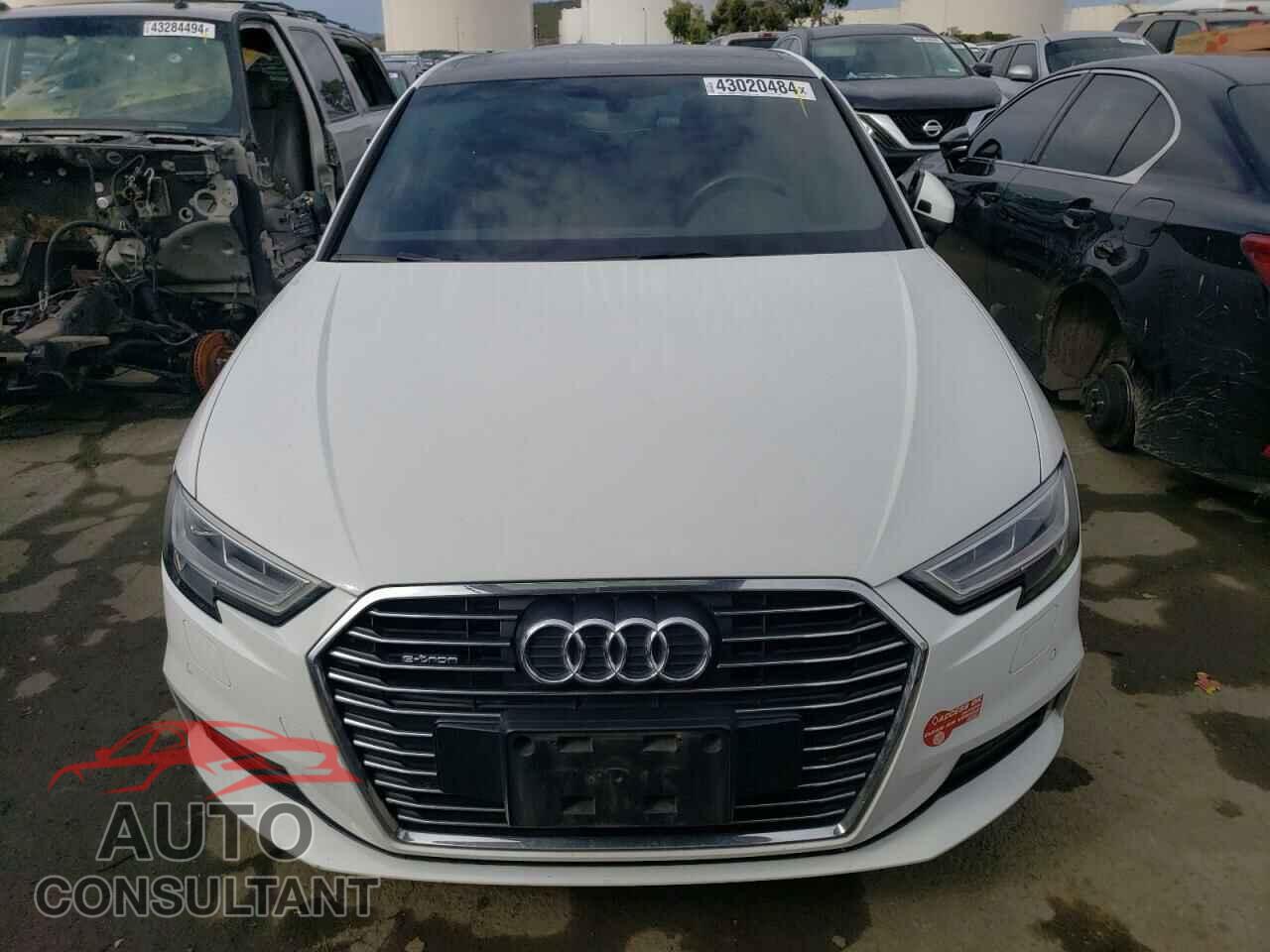 AUDI A3 2017 - WAUTPBFF0HA138124
