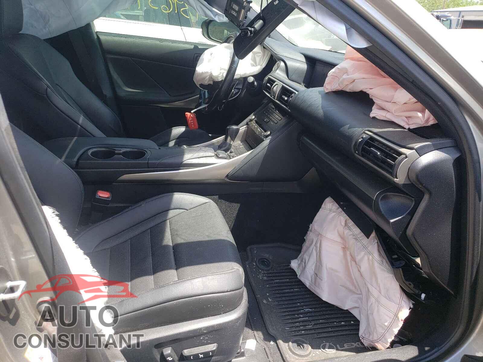 LEXUS IS 2017 - JTHCM1D20H5016229