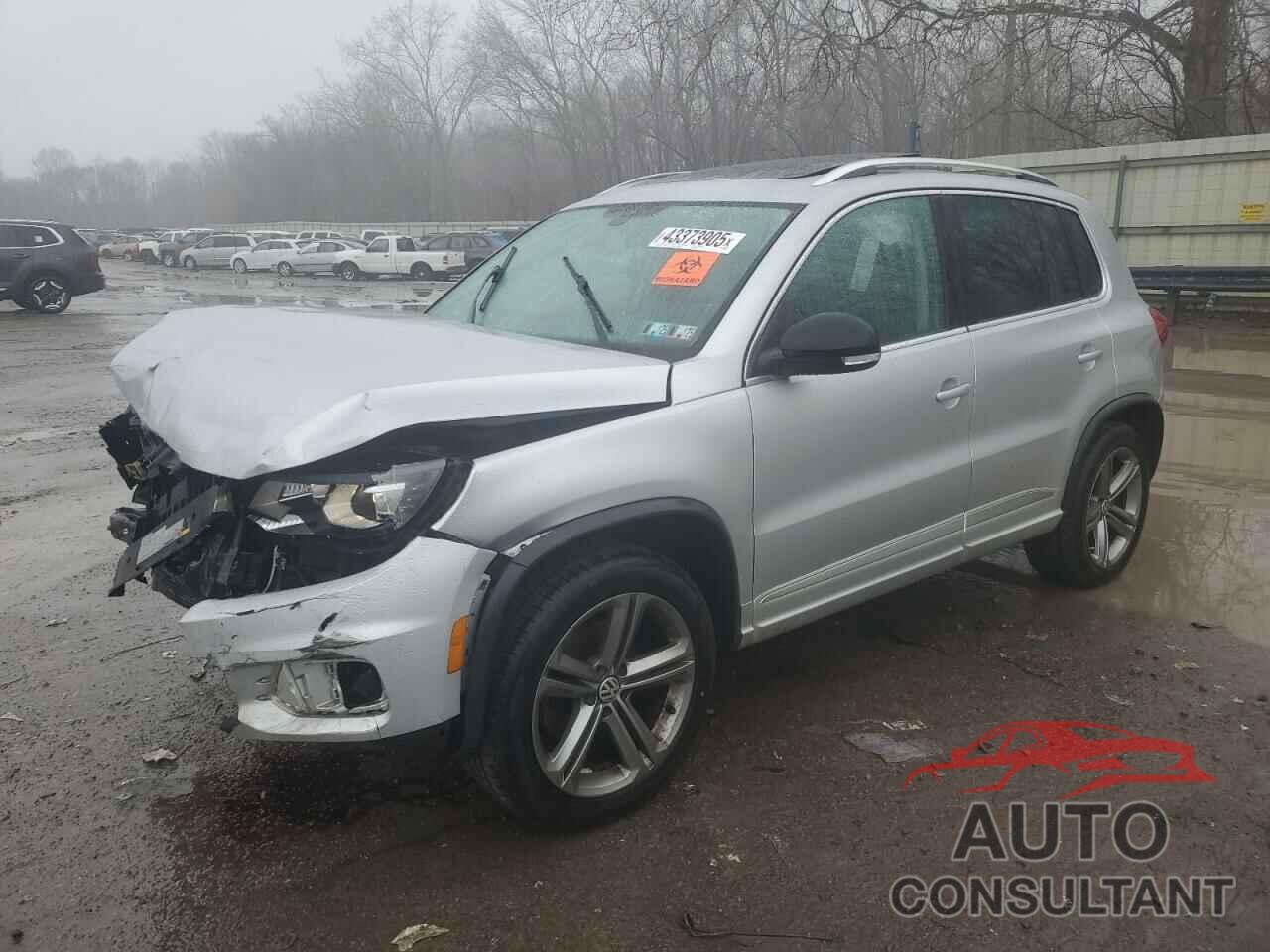 VOLKSWAGEN TIGUAN 2017 - WVGUV7AXXHK024065