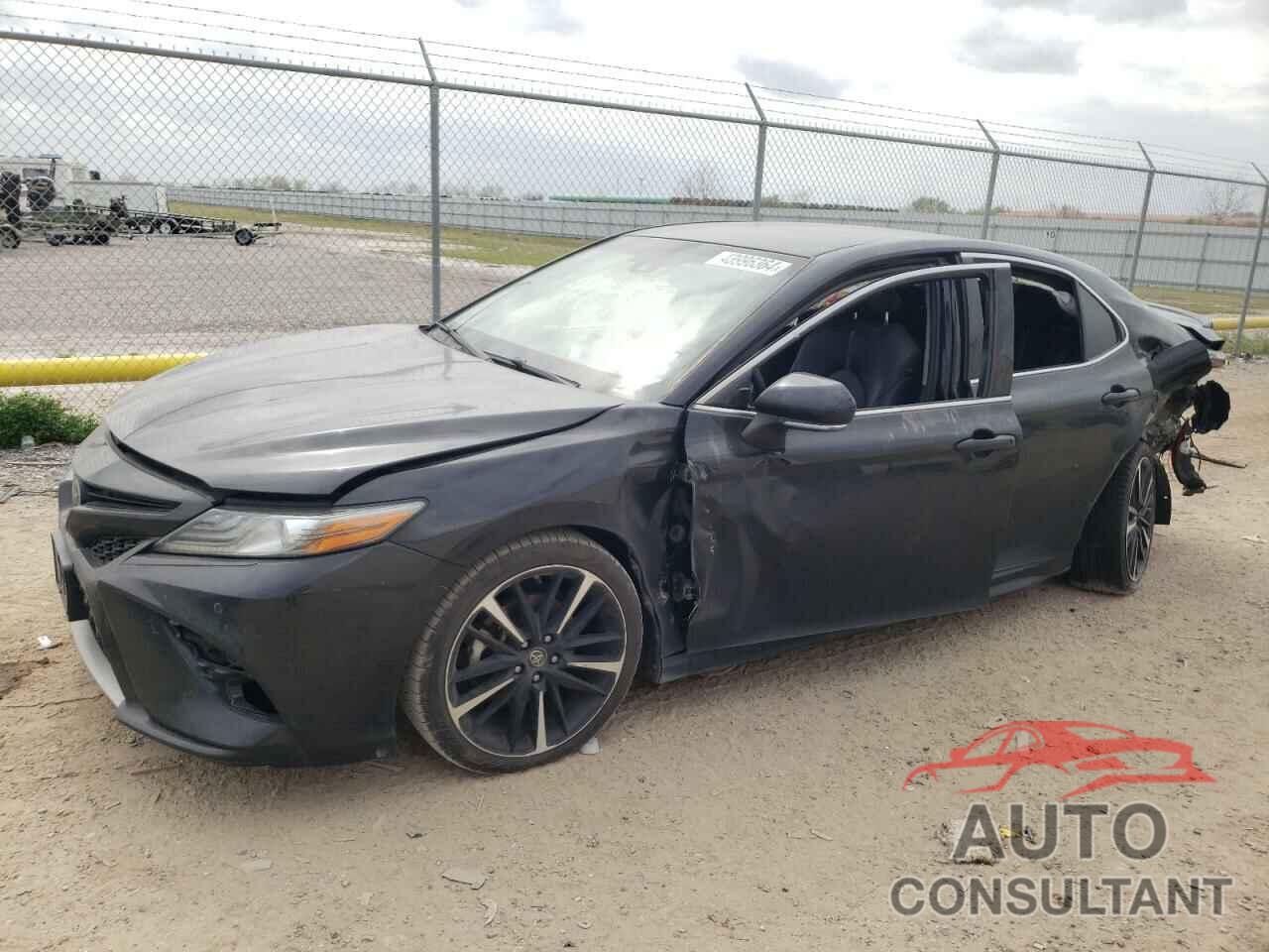 TOYOTA CAMRY 2018 - 4T1B61HK5JU015361