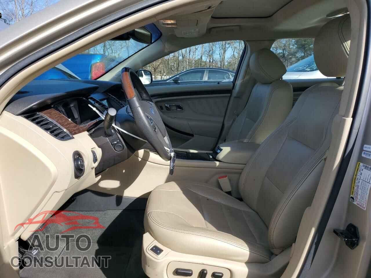 FORD TAURUS 2017 - 1FAHP2F85HG129092