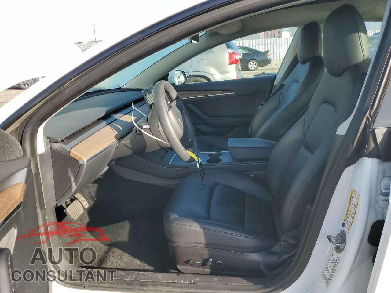 TESLA MODEL 3 2023 - 5YJ3E1EAXPF393894