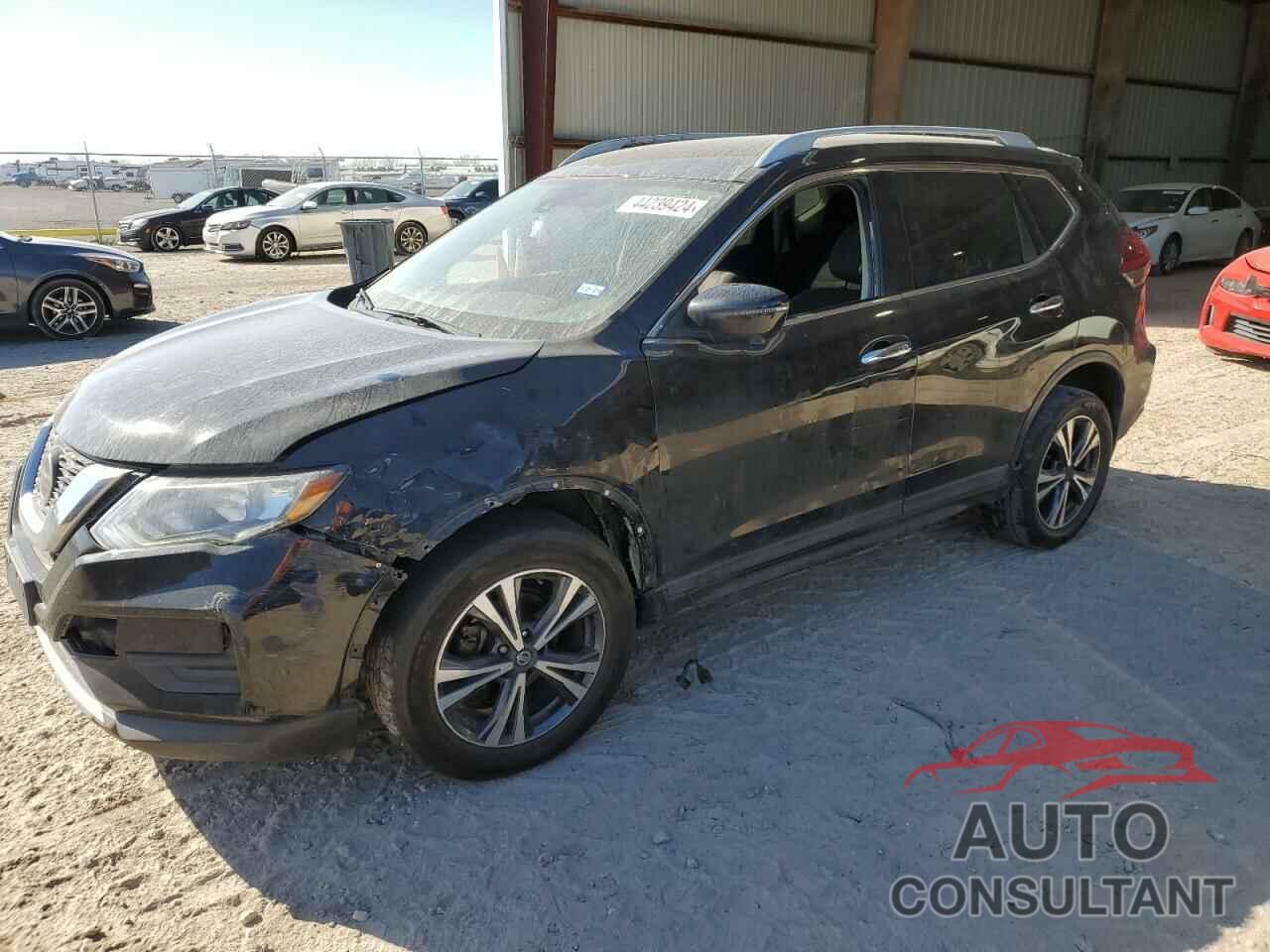 NISSAN ROGUE 2019 - 5N1AT2MV1KC760707