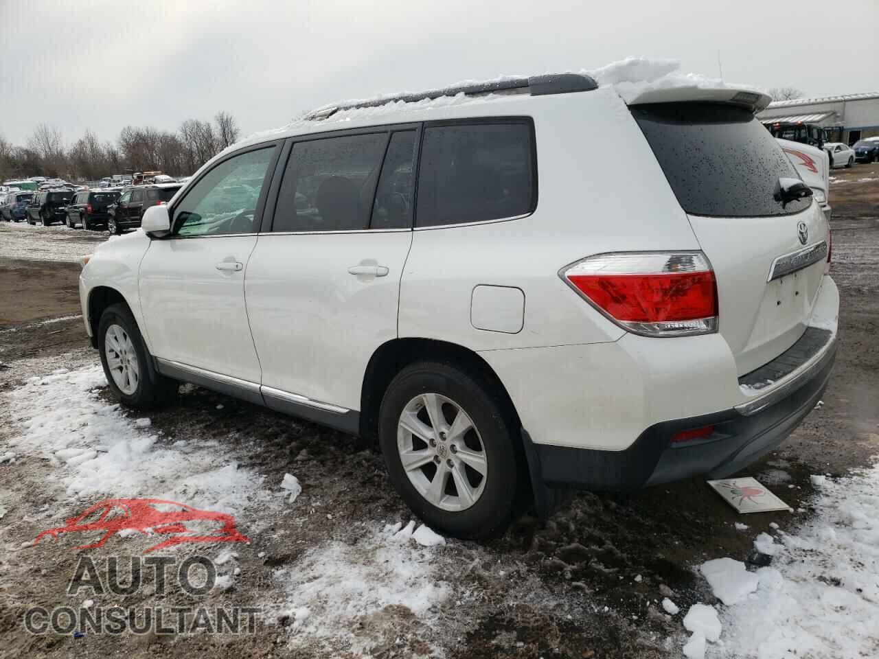 TOYOTA HIGHLANDER 2013 - 5TDBK3EH8DS259907