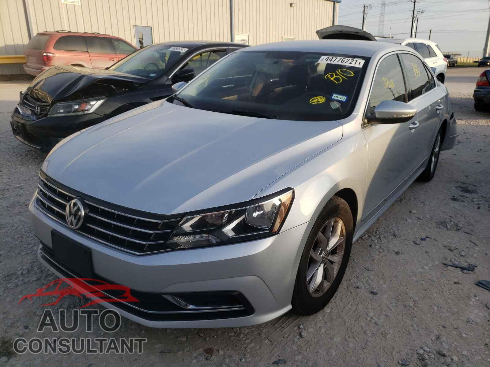 VOLKSWAGEN PASSAT 2017 - 1VWAT7A36HC003098