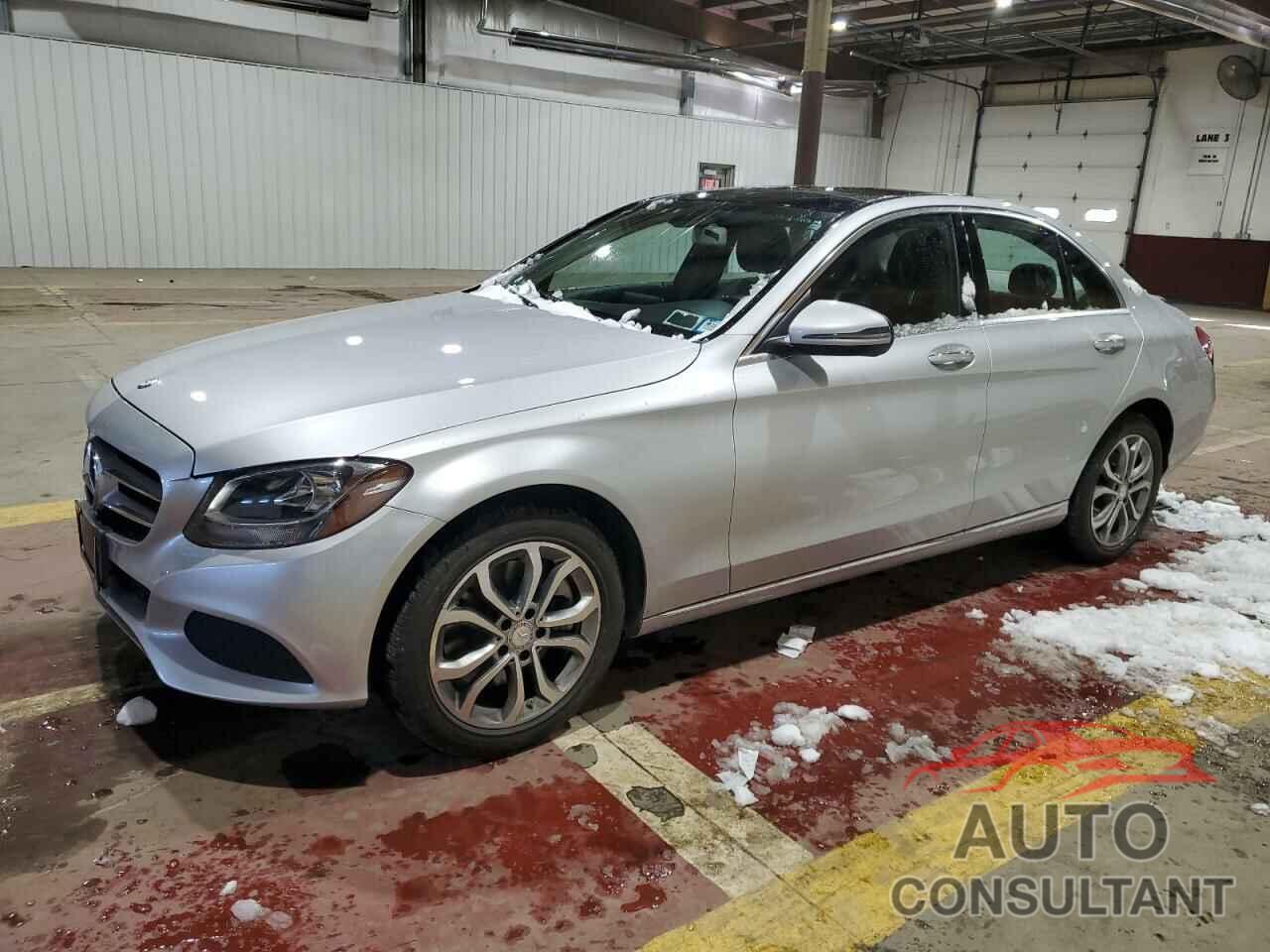 MERCEDES-BENZ C-CLASS 2016 - 55SWF4KB8GU176769
