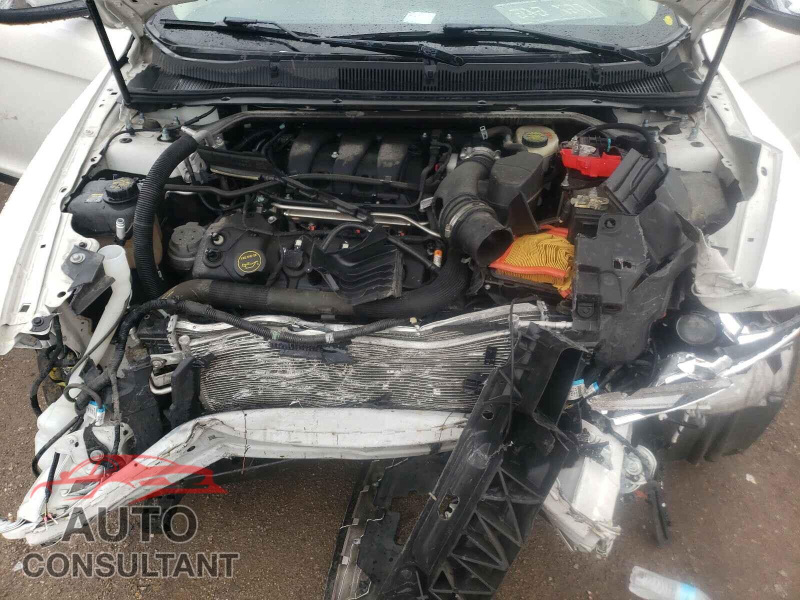 FORD TAURUS 2017 - 1FAHP2F85HG102491