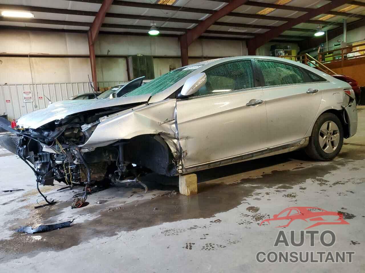 HYUNDAI SONATA 2012 - KMHEC4A49CA027858