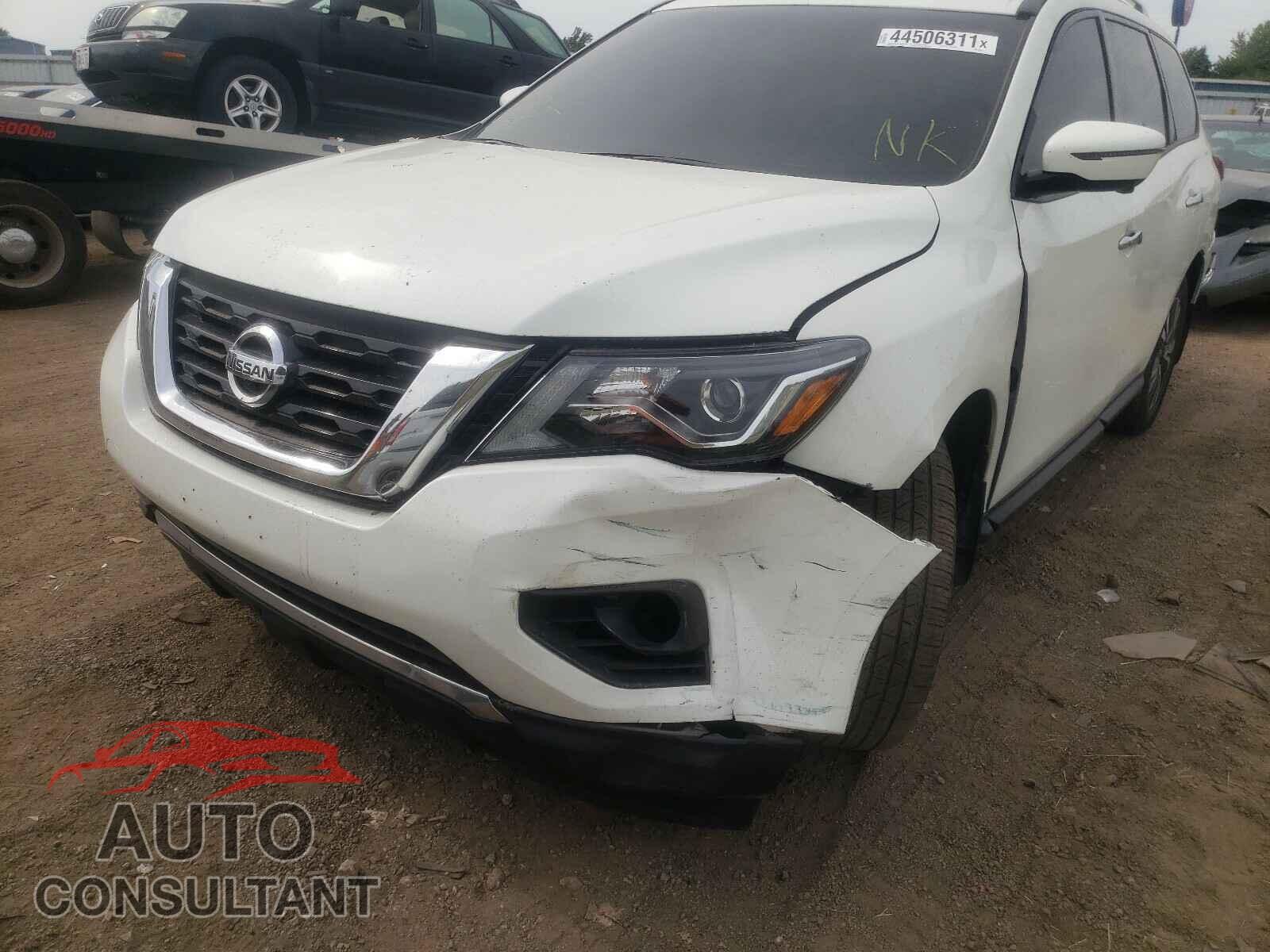 NISSAN PATHFINDER 2017 - 5N1DR2MM0HC658410