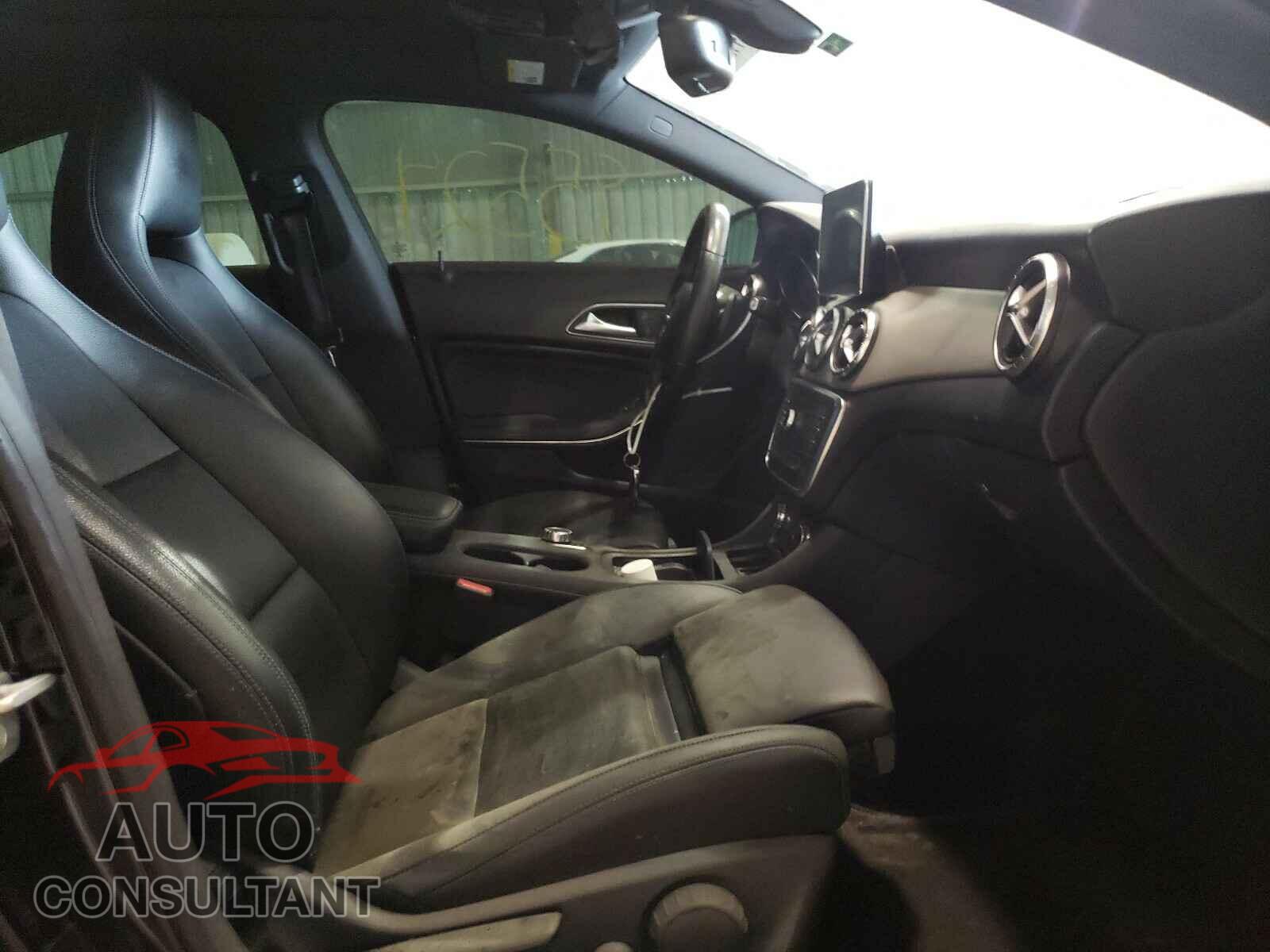 MERCEDES-BENZ C CLASS 2016 - WDDSJ4EB5GN292576