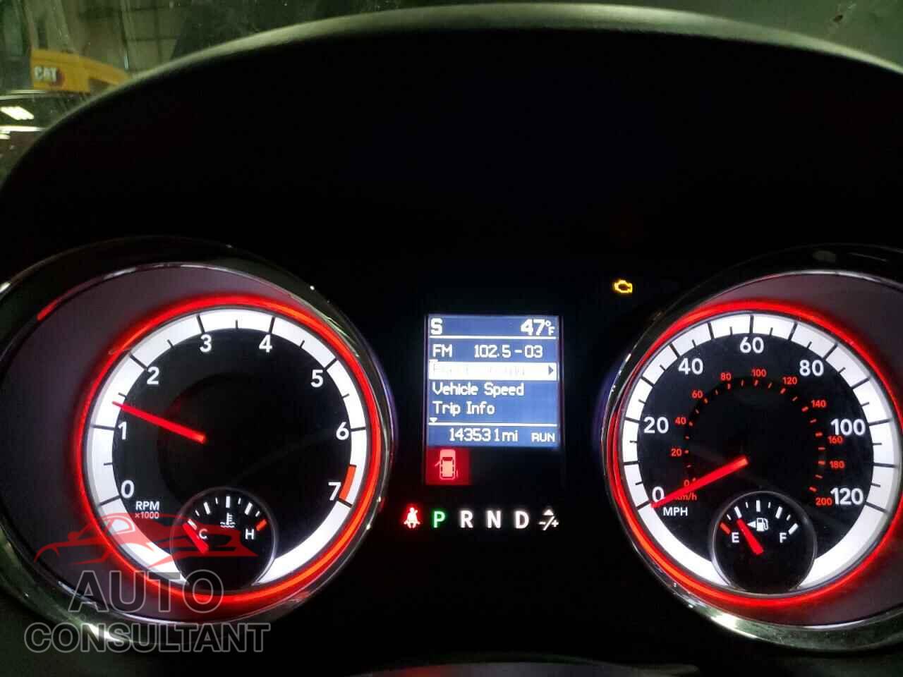DODGE CARAVAN 2011 - 2D4RN5DG8BR674602