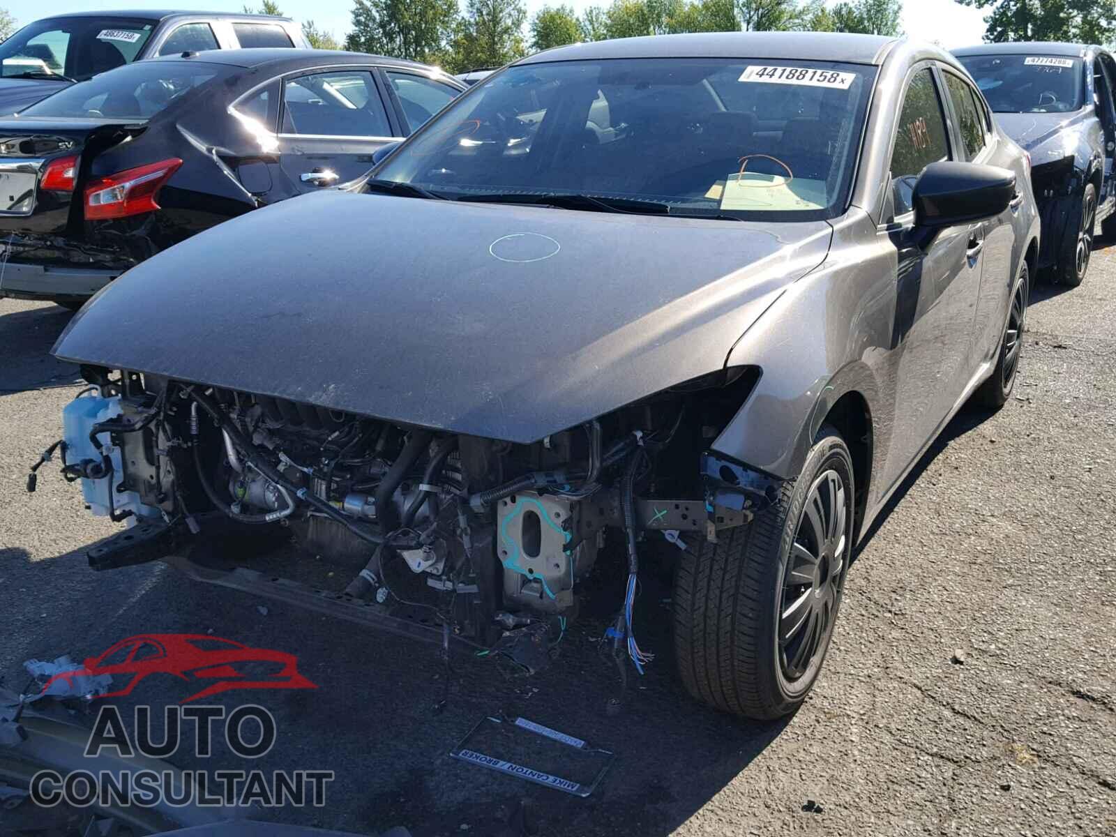 MAZDA 3 2017 - 3MZBN1U70HM118661