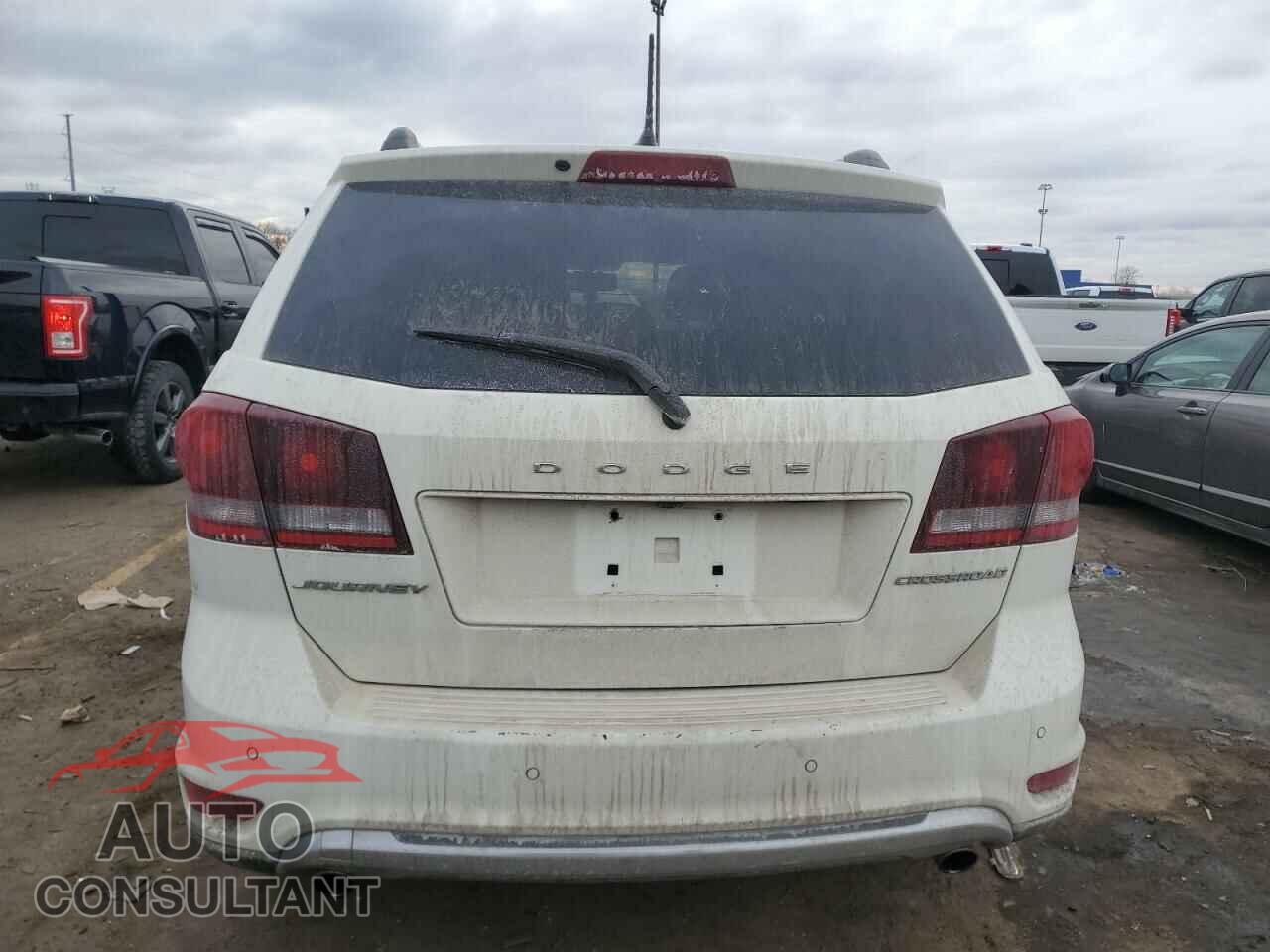 DODGE JOURNEY 2015 - 3C4PDCGG8FT525908